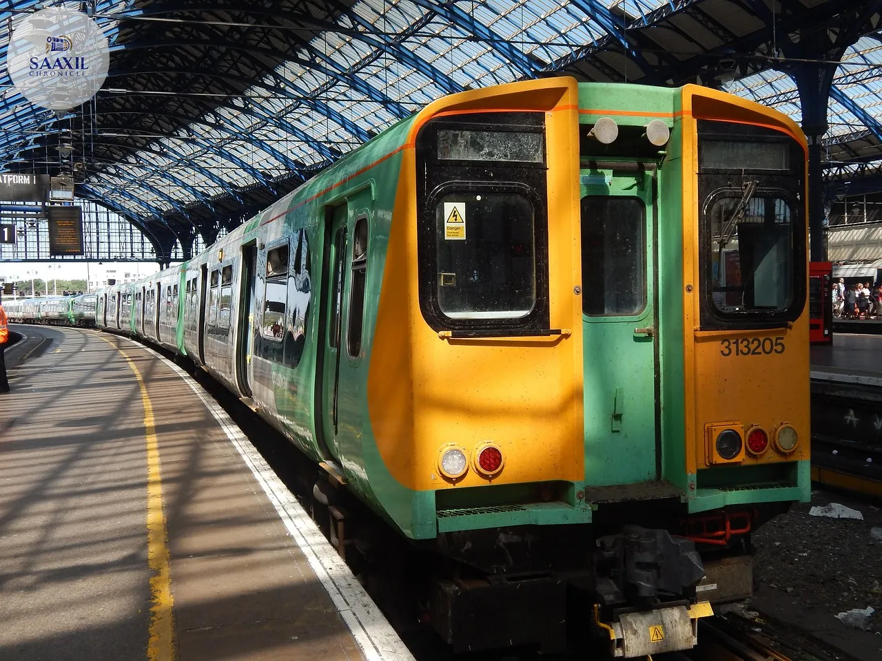 East West Rail Oxford–Milton Keynes launch pushed to 2026 amid guards dispute, says operator